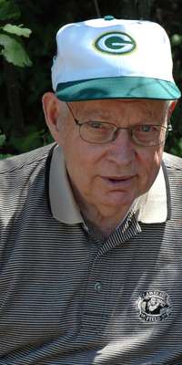 Lee Remmel, American PR spokesman (Green Bay Packers)., dies at age 90